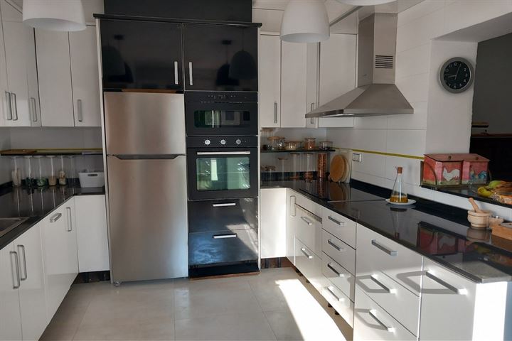 Additional image 3 of Carrer De Pau Casals 19