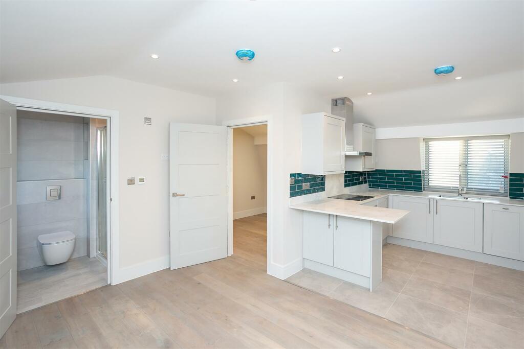 Additional image 16 of New Road, Welwyn Garden City