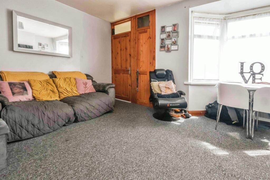 Additional image 4 of Round Road, Birmingham