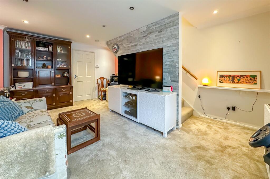 Additional image 4 of Elizabeth Court, St Albans, Hertfordshire, AL4
