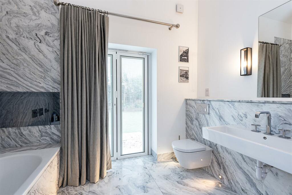 Additional image 13 of Burston Drive, Park Street, St. Albans