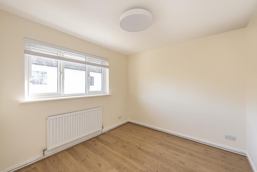 Additional image 10 of Wheathampstead Road Harpenden AL5