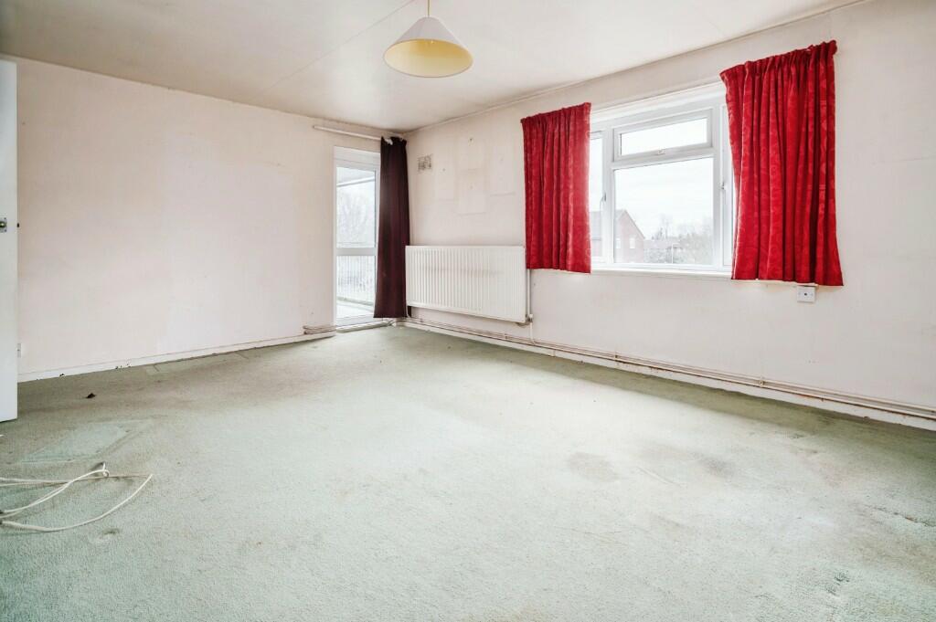 Additional image 3 of Longmead, Hatfield, Hertfordshire, AL10