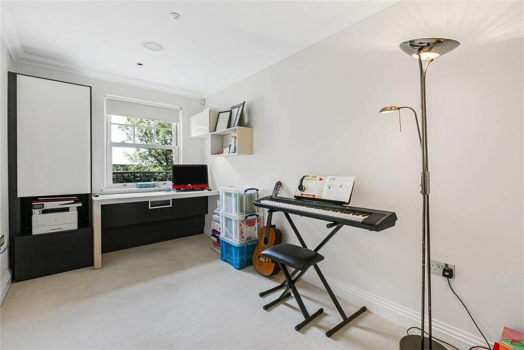 Additional image 9 of Georges Wood Road, Brookmans Park, Hertfordshire, AL9