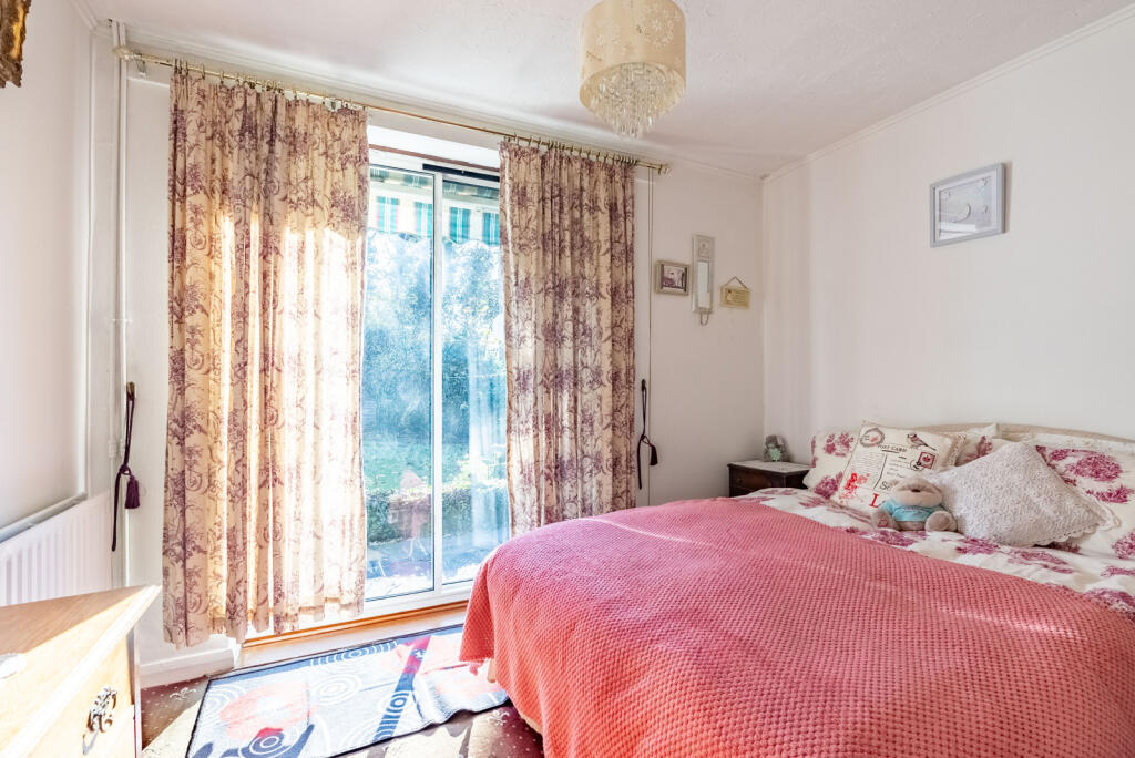 Additional image 10 of Willow Way, St. Albans, Hertfordshire, AL2