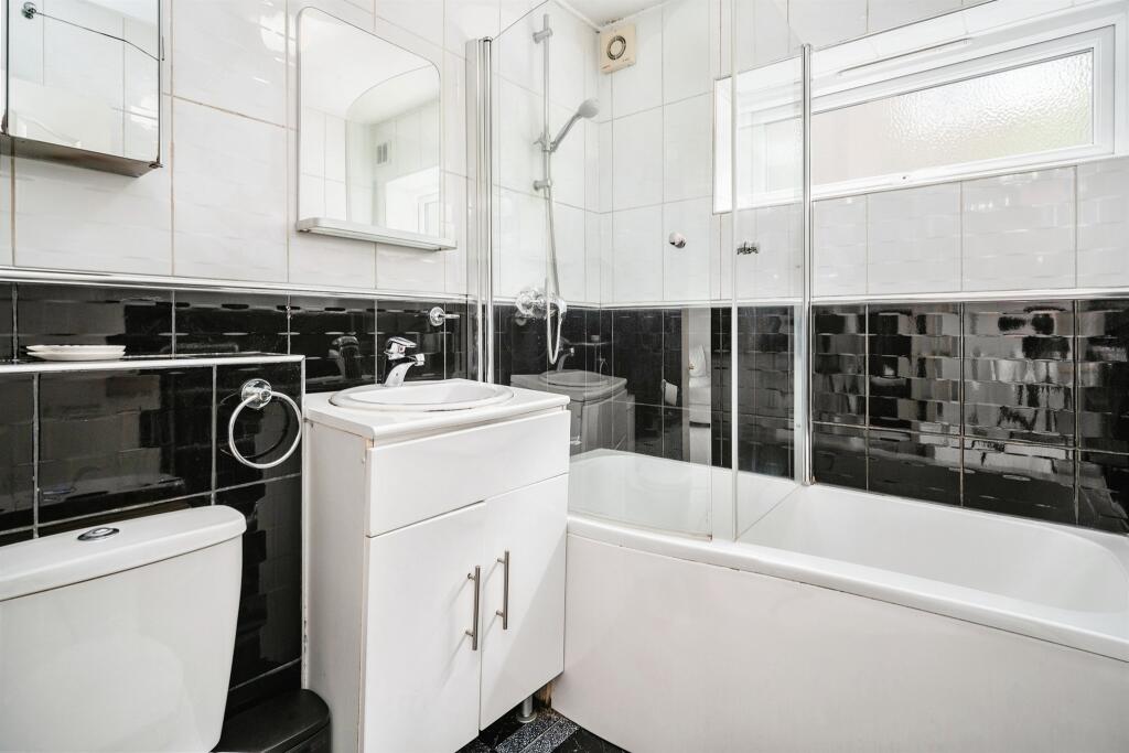 Additional image 10 of Milton Road, Harpenden