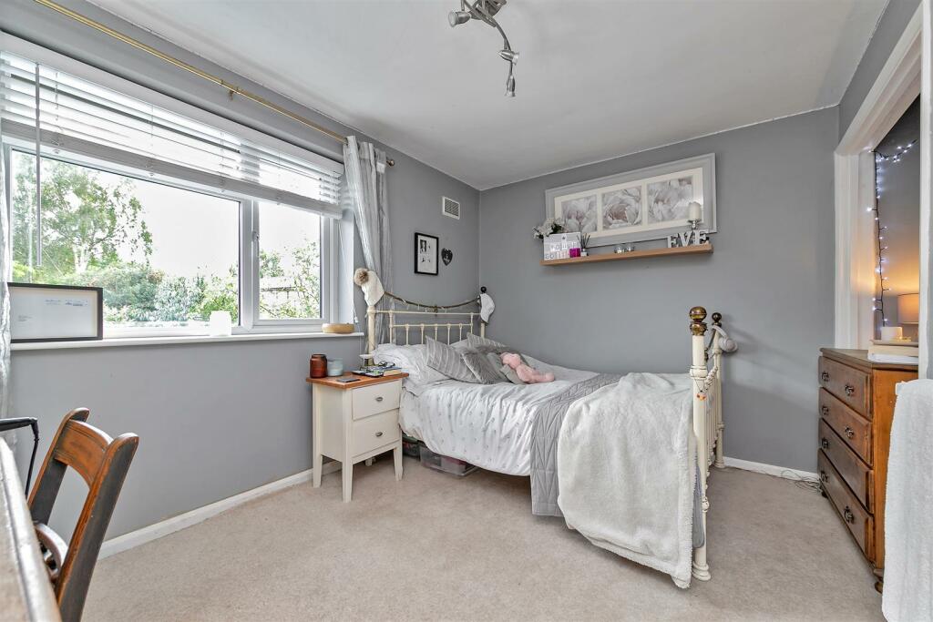 Additional image 15 of Roe Green Close, Hatfield