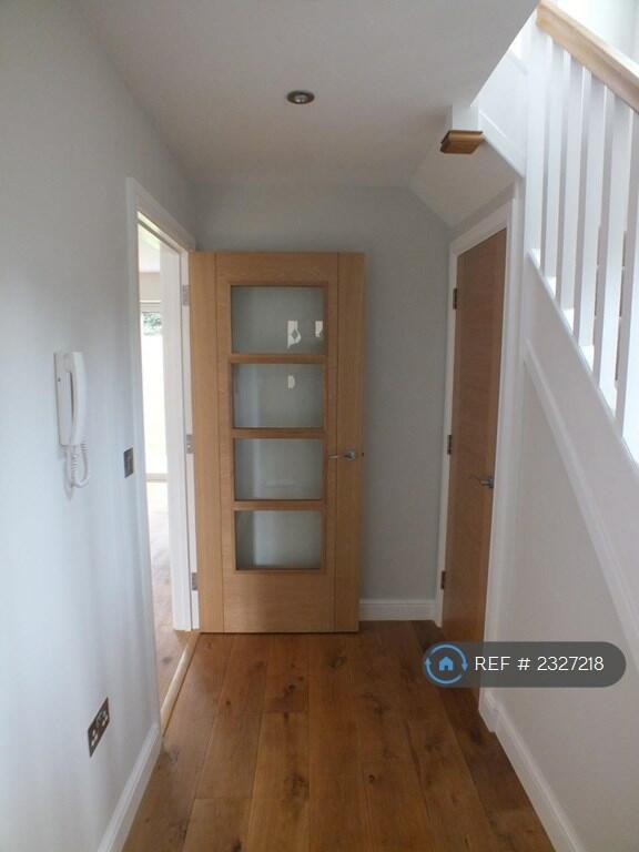 Additional image 4 of Holly Close, St. Albans, AL1