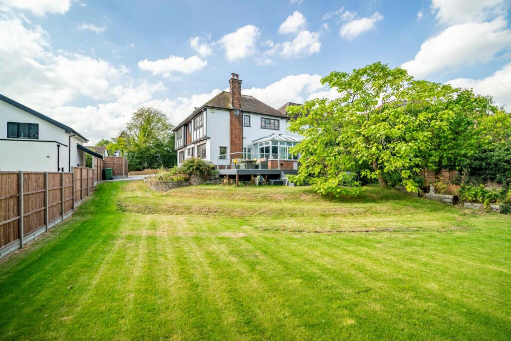 Additional image 26 of Watling Street, Park Street, St. Albans, Hertfordshire, AL2