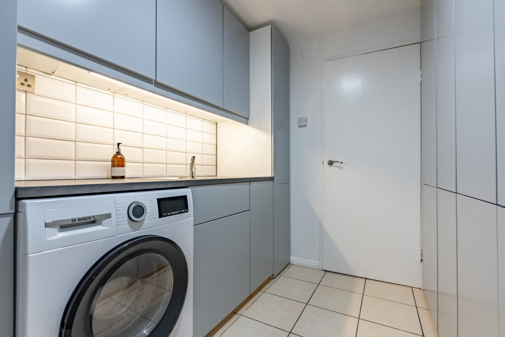 Additional image 9 of Drakes Drive, St. Albans, Hertfordshire, AL1