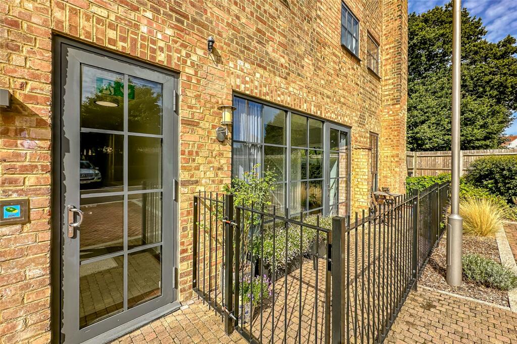 Additional image 14 of Hansell Gardens, Sutton Road, St. Albans, Hertfordshire, AL1