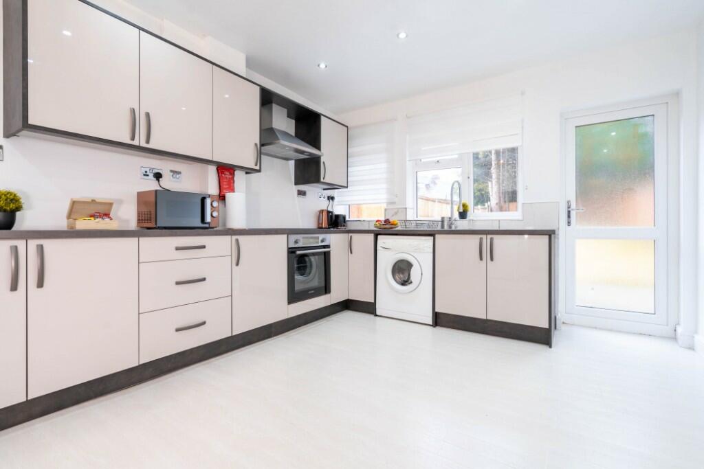 Additional image 4 of Oakcroft Road, Birmingham, B13