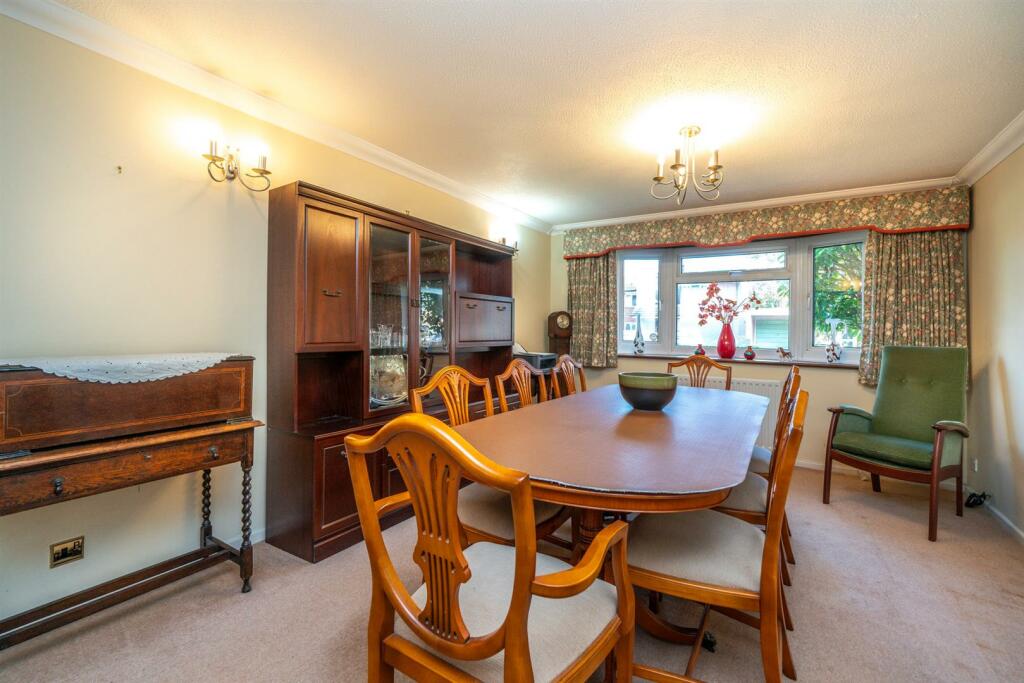 Additional image 4 of Fontmell Close, St. Albans