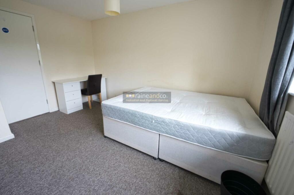 Additional image 13 of Blackthorne Close, Hatfield