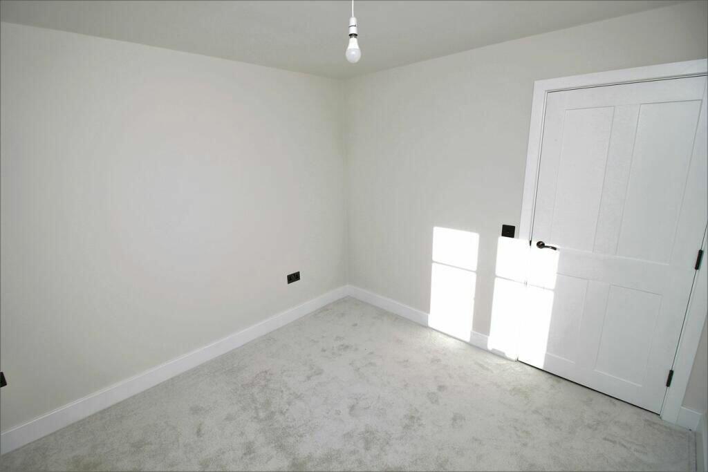 Additional image 6 of Park Street, Hatfield, Hertfordshire, AL9 5AT
