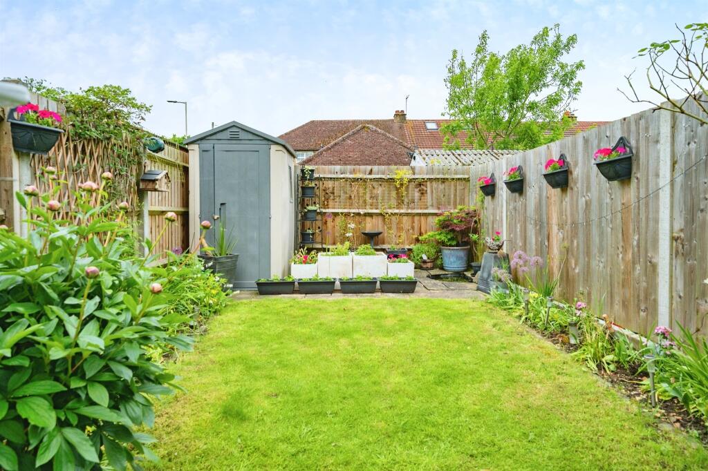 Additional image 11 of Harvey Road, London Colney, St. Albans