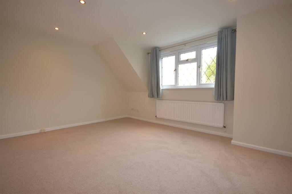 Additional image 23 of Pie Corner, Flamstead