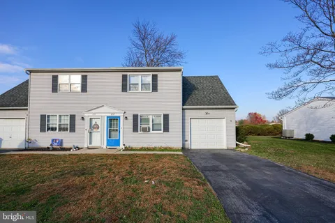 257 S Center Street, Cleona, PA 17042