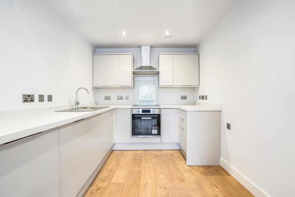 Additional image 8 of London Road St. Albans AL1