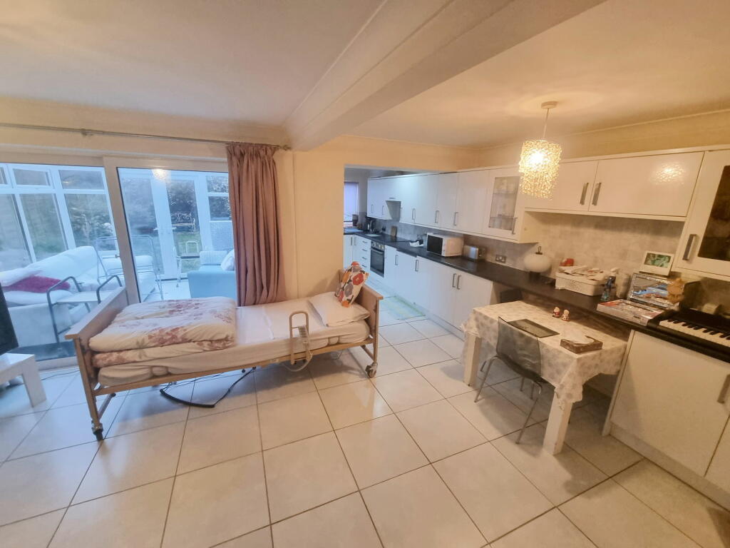 Additional image 5 of Larchmere Drive, Hall Green