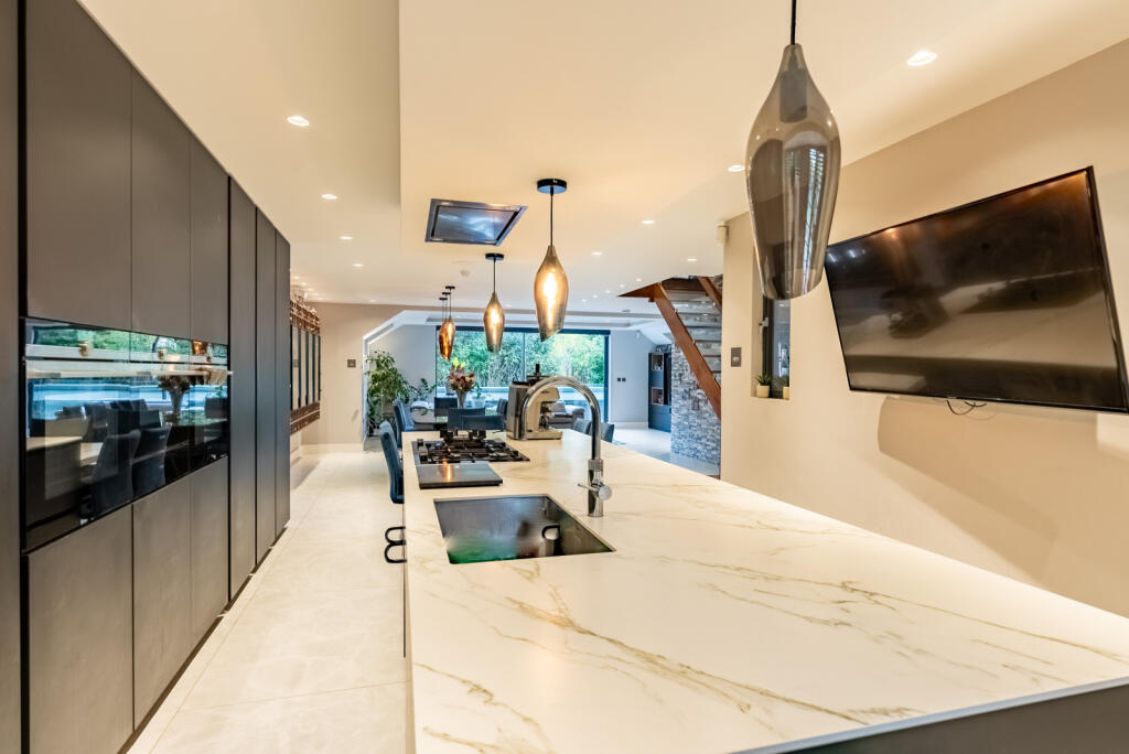 Additional image 5 of Nimrod Close, St. Albans, Hertfordshire, AL4