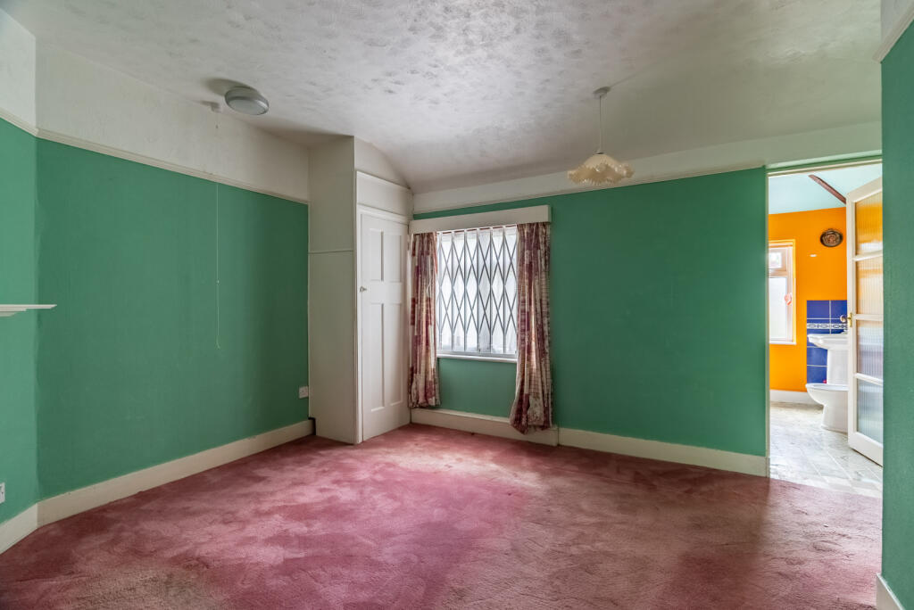 Additional image 7 of Leyland Avenue, St. Albans, Hertfordshire, AL1