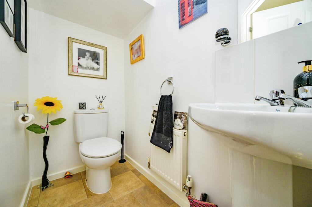 Additional image 14 of Tillage Close, Tyttenhanger, St. Albans
