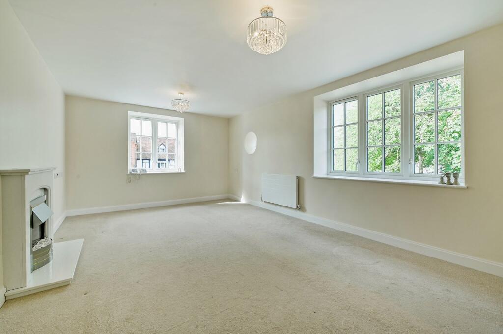 Additional image 3 of The Broadway, Amersham, Buckinghamshire, HP7