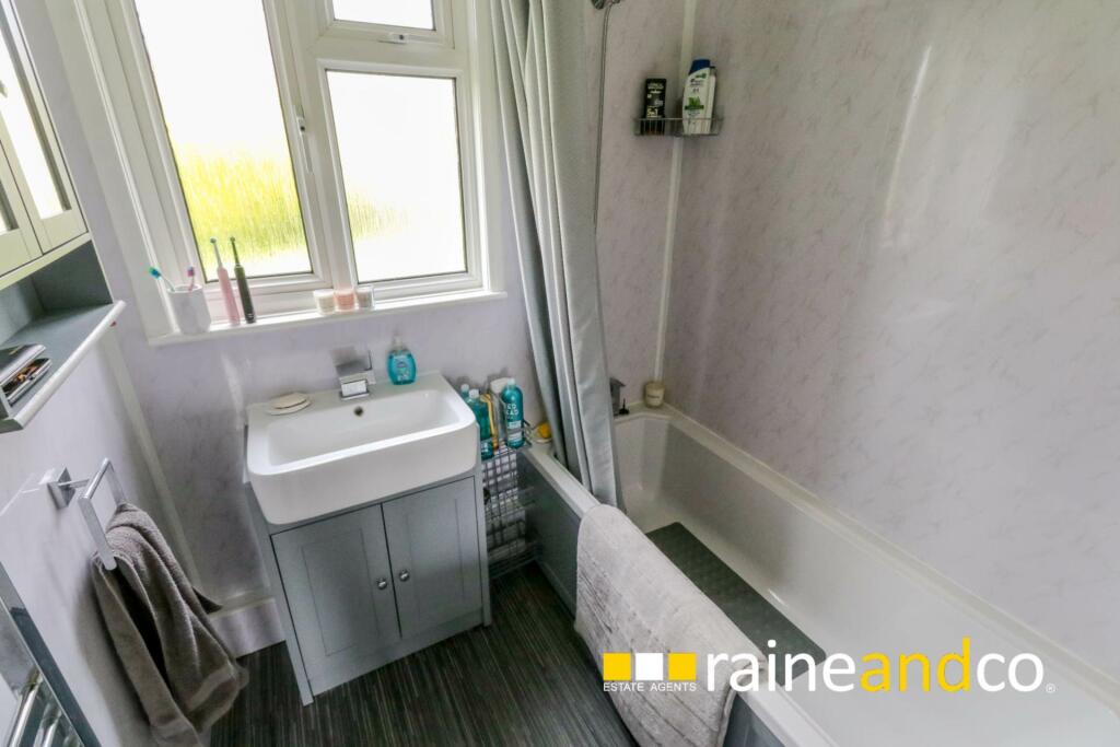 Additional image 10 of Cecil Crescent, Hatfield