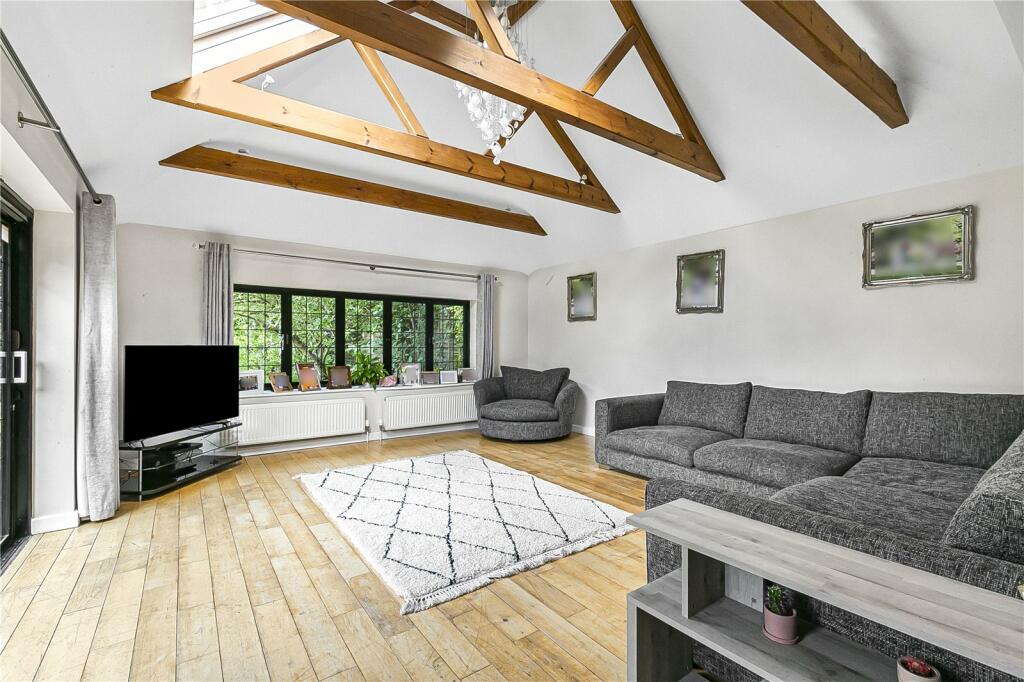 Additional image 7 of Kentish Lane, Brookmans Park, Hertfordshire, AL9