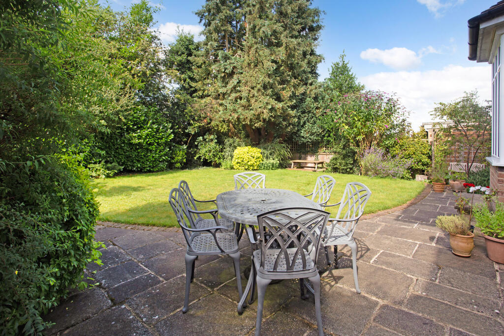 Additional image 8 of Palfrey Close, St. Albans, AL3