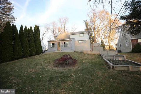 351 W Signal Hill Road, King Of Prussia, PA 19406