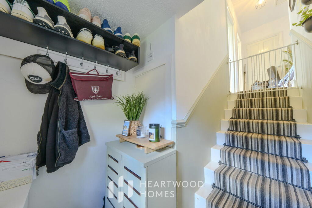 Additional image 8 of Watling Street, Park Street, St. Albans, AL2 2NN