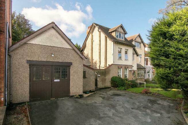 17% NET YIELD / £298,000 P.A NET RENT , Birmingham, B20