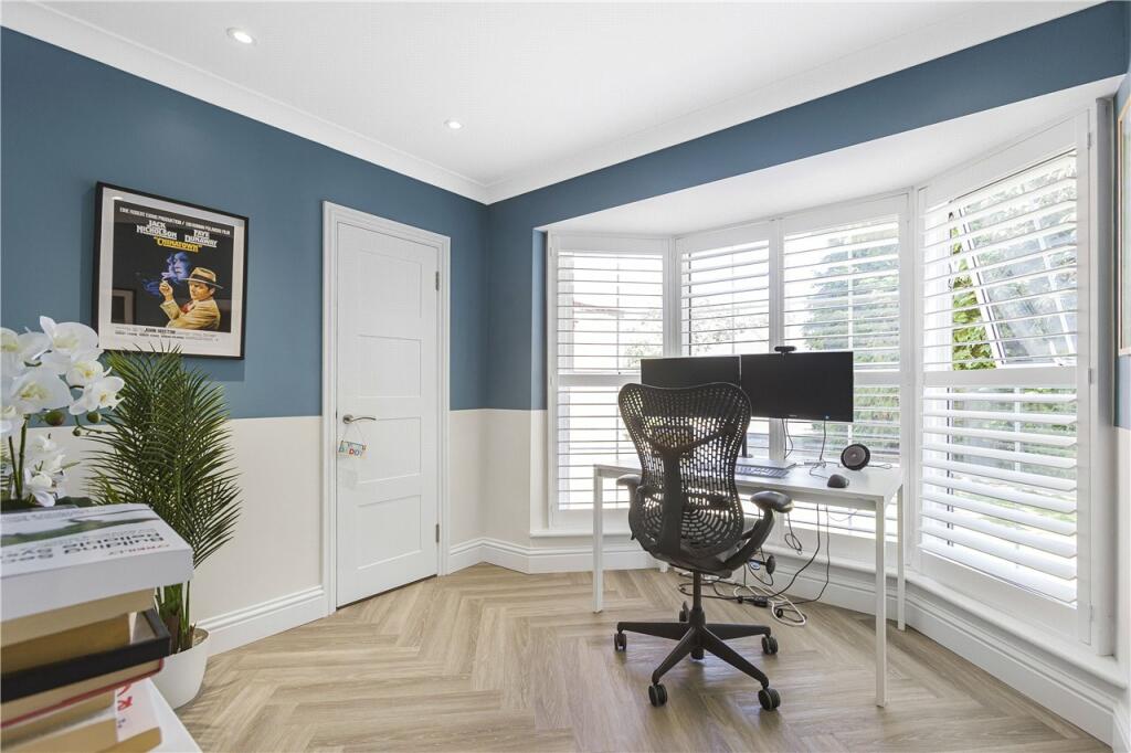 Additional image 10 of Parkway, Welwyn Garden City, Hertfordshire, AL8