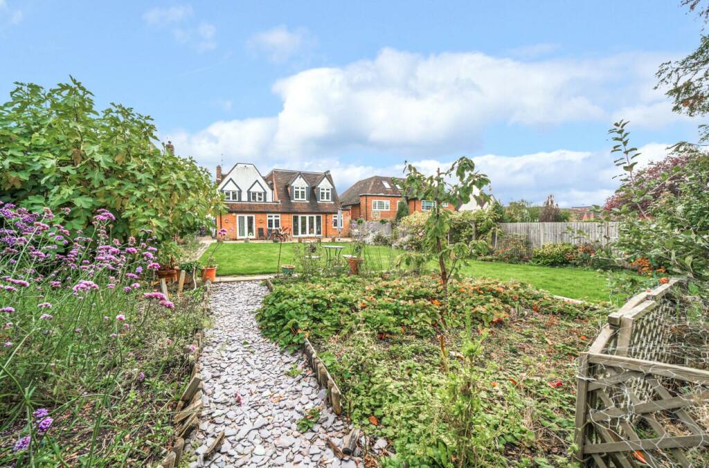 Additional image 21 of Brookmans Park, Hertfordshire