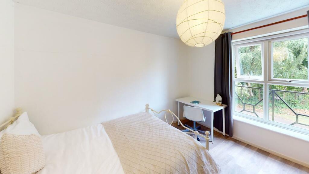 Additional image 12 of 30 Mariner Avenue B16 9DL