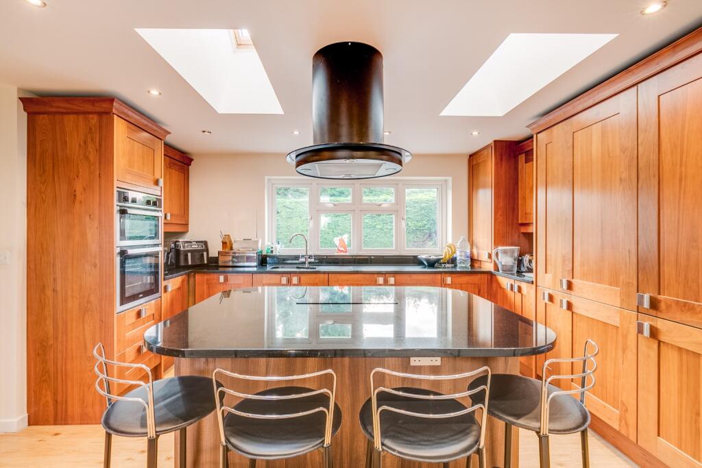 Additional image 9 of Burnham Close, Welwyn, Hertfordshire, AL6