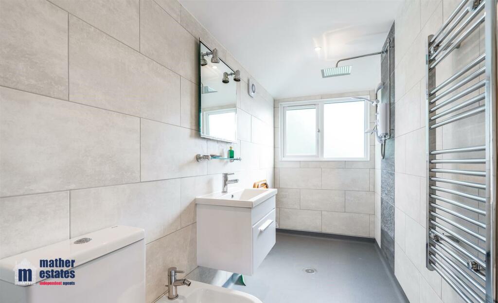 Additional image 8 of Spielplatz, Lye Lane, Bricket Wood