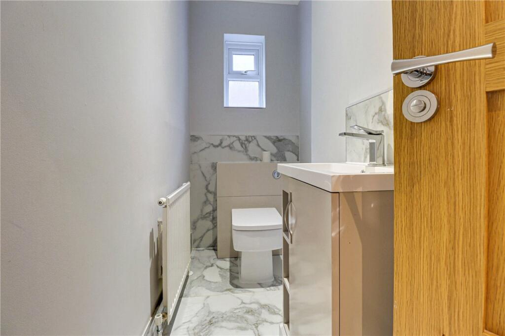 Additional image 7 of Park Avenue North, Harpenden, Hertfordshire