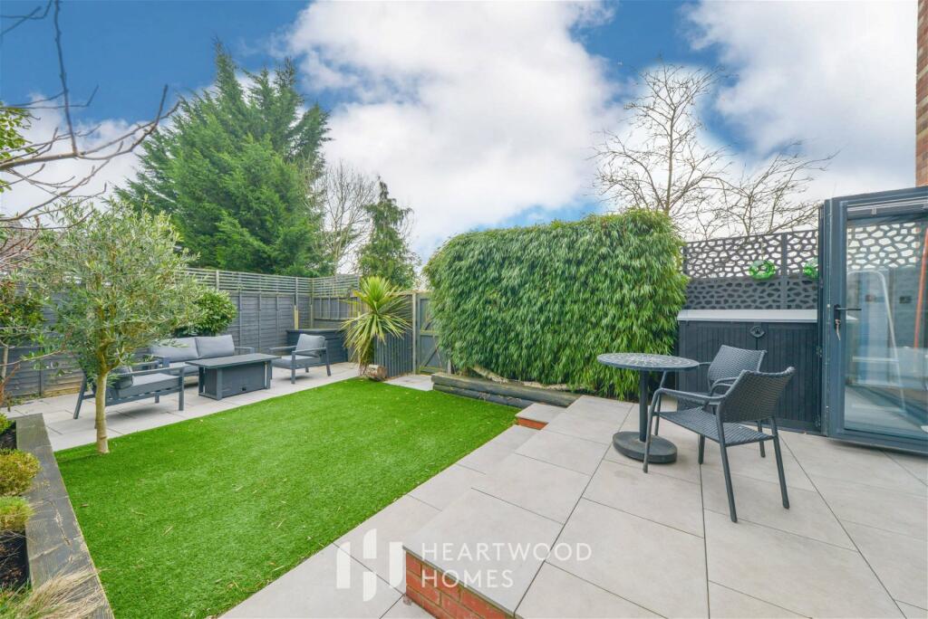 Additional image 25 of Tennyson Road, St. Albans, AL2 3HX