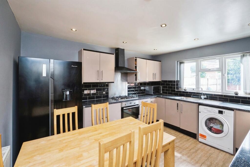 Additional image 4 of Wheaton Vale, Birmingham