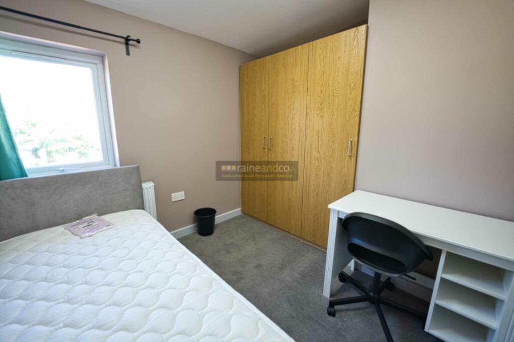 Additional image 13 of Bishops Rise, Hatfield