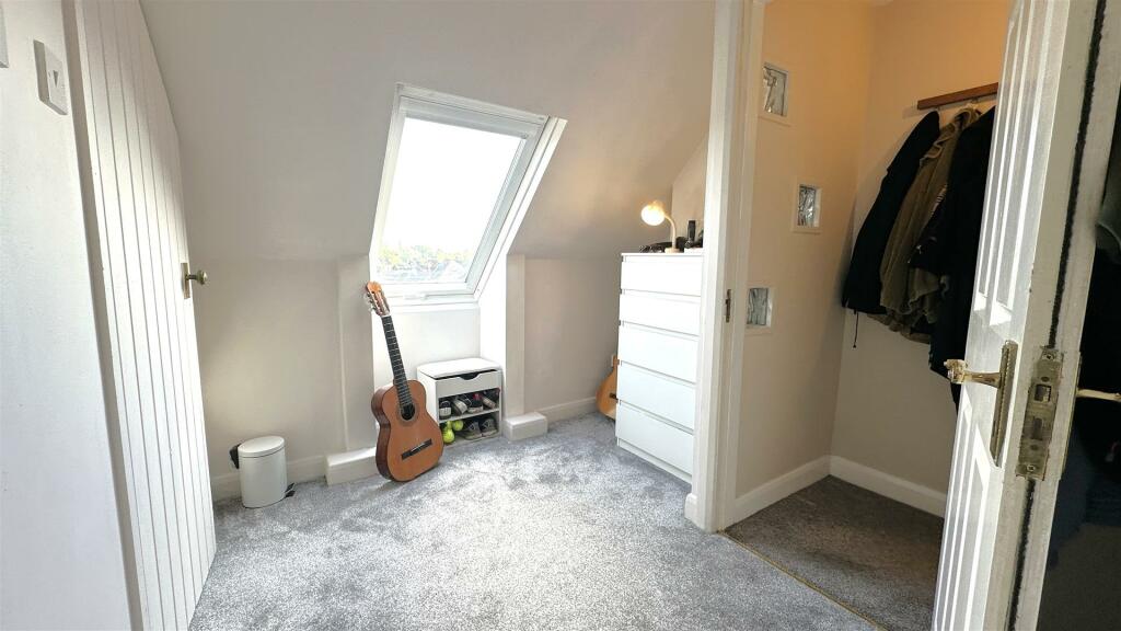 Additional image 18 of Woodfall Avenue, Cotteridge, Birmingham