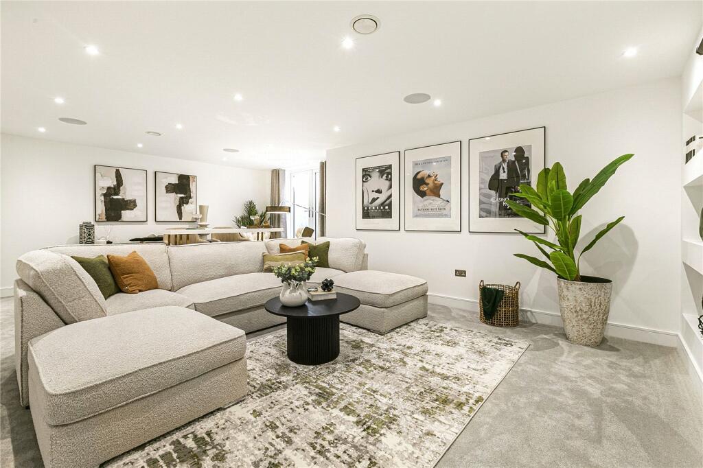 Additional image 9 of Kentish Lane, Essendon, Hertfordshire, AL9