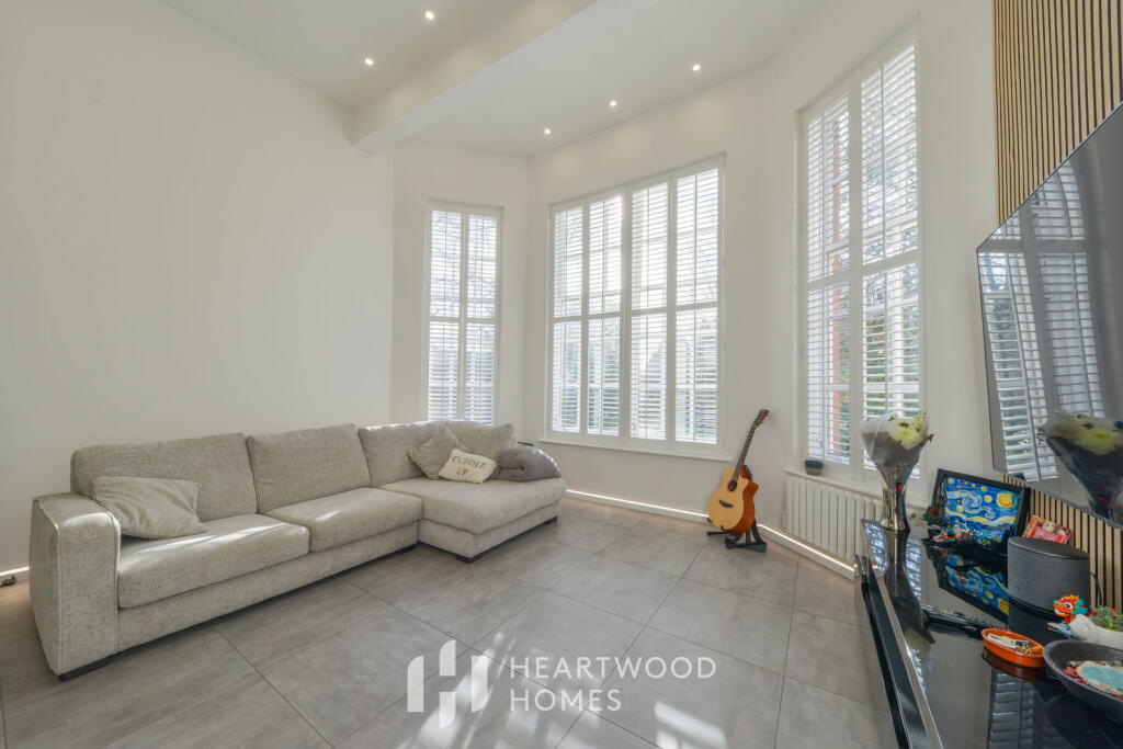 Additional image 8 of Beningfield Drive, London Colney, St. Albans, AL2 1GH