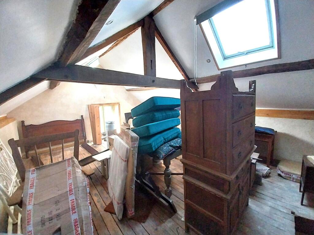 Additional image 3 of 53190 fougerolles-du-plessis, France