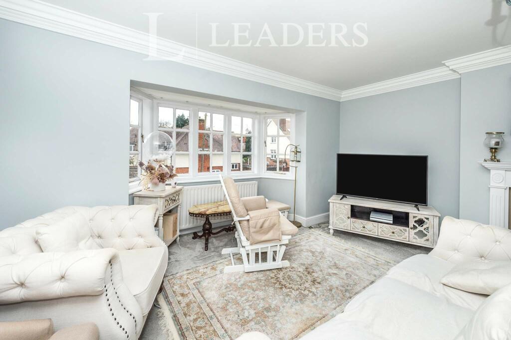 Additional image 10 of Avenue Road