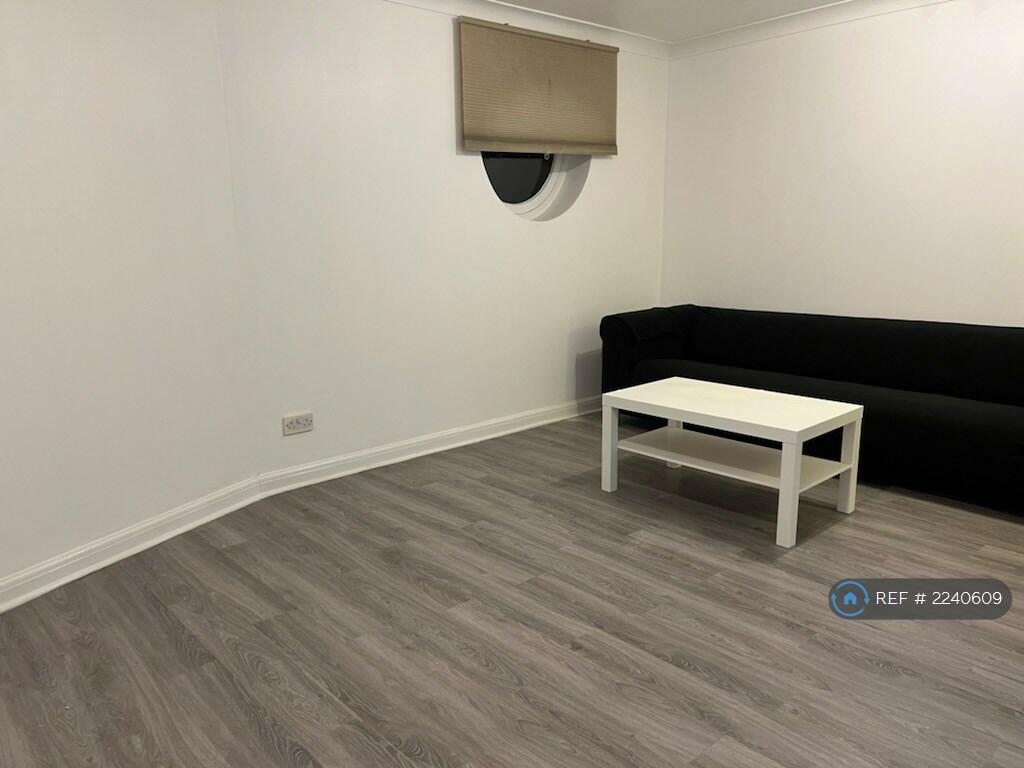 Additional image 4 of Hatfield, Hertfordshire, AL10