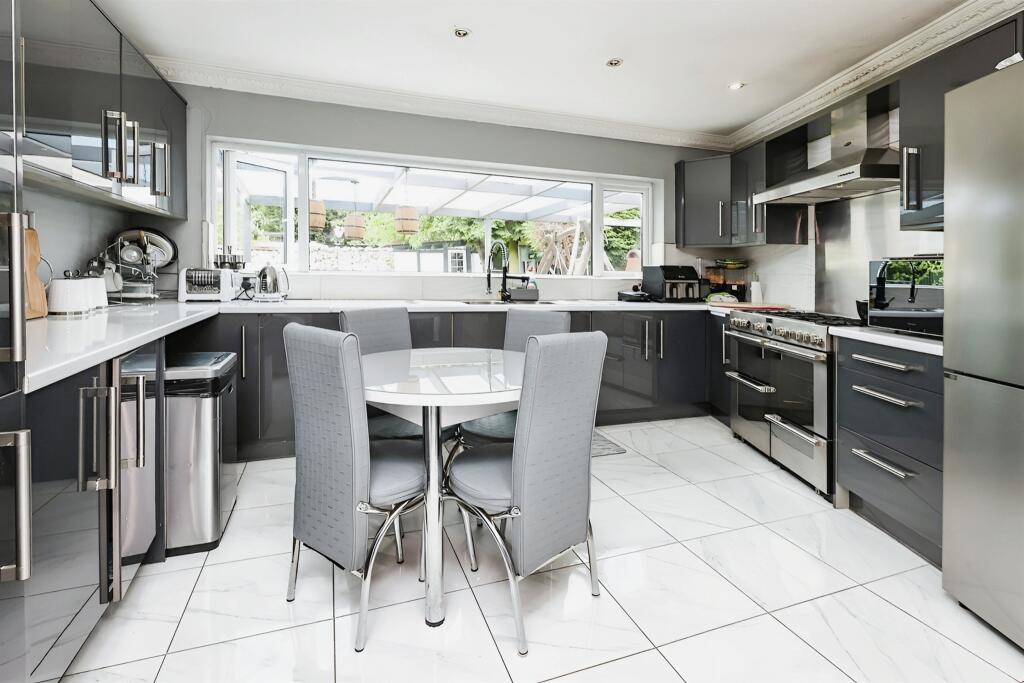 Additional image 4 of Hollyhurst Grove, Birmingham